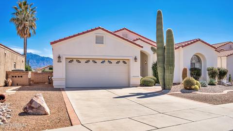 2727 S Fade Dr, Green Valley, AZ 85614
