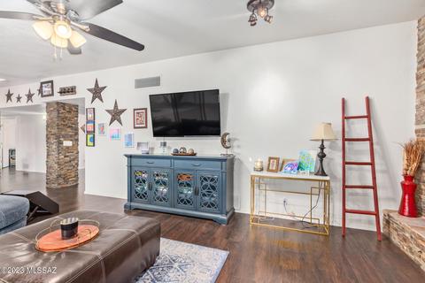 6902 E 4th St, Tucson, AZ 85710 photo 5