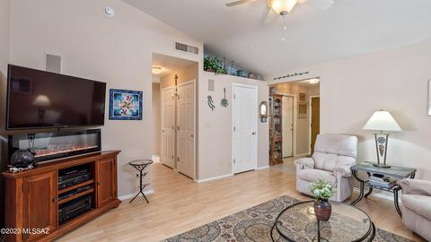 8539 S Dubloon Way, Tucson, AZ 85756 photo 5