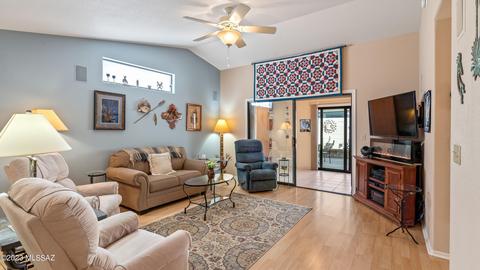 8539 S Dubloon Way, Tucson, AZ 85756 photo 4