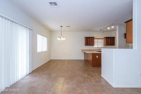 6430 E Sage Stone St, Tucson, AZ 85756 photo 5