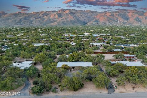 11401 E Calle Vaqueros, Tucson, AZ 85749 photo 2