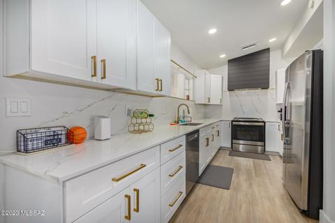 5825 E 4th St, Tucson, AZ 85711 photo 13