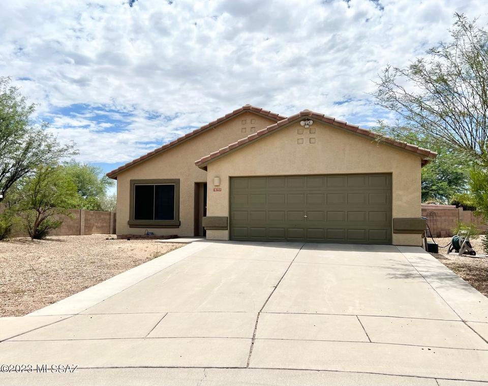  10751 N River Point Ct, Oro Valley, AZ 85737 photo 1