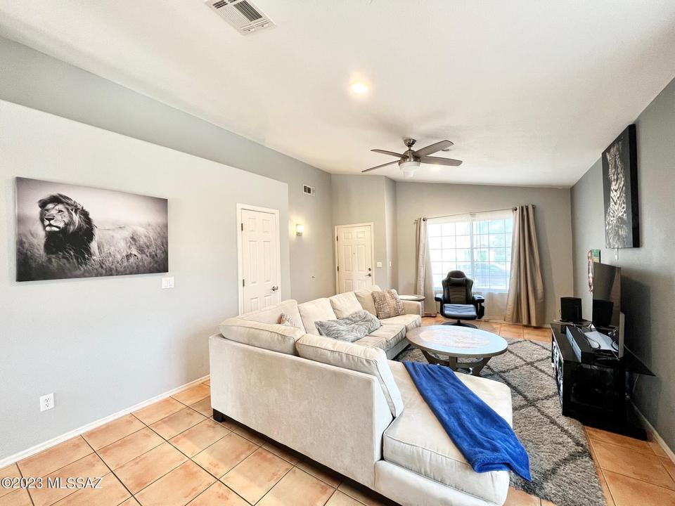  10751 N River Point Ct, Oro Valley, AZ 85737 photo 7