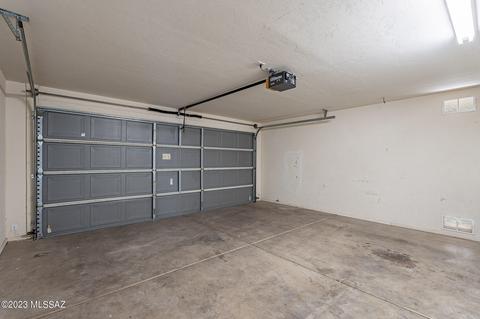 8513 E Sarnoff Ridge Loop, Tucson, AZ 85710 photo 16