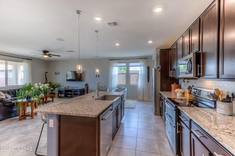 14163 E Adeline Dr, Vail, AZ 85641 photo 4