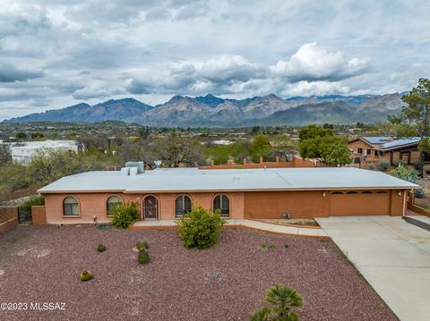 9110 E Loma Linda Pl, Tucson, AZ 85749