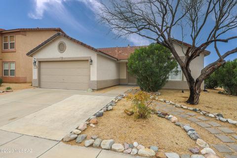8446 E Ramona Madera Ln, Tucson, AZ 85747 photo 2