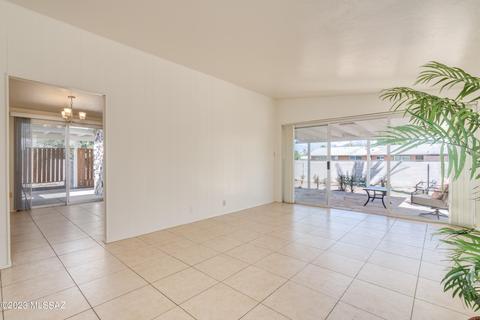 7425 E 19th St, Tucson, AZ 85710 photo 13