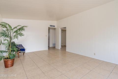 7425 E 19th St, Tucson, AZ 85710 photo 12