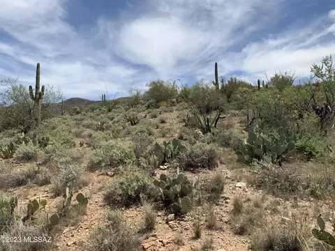 E Westridge Road, Marana, AZ 85653