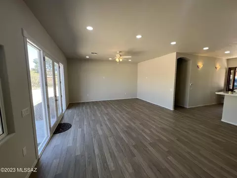 6943 E Julia St, Tucson, AZ 85710 photo 5