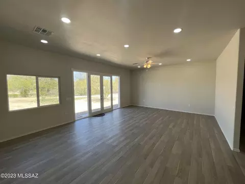 6943 E Julia St, Tucson, AZ 85710 photo 6