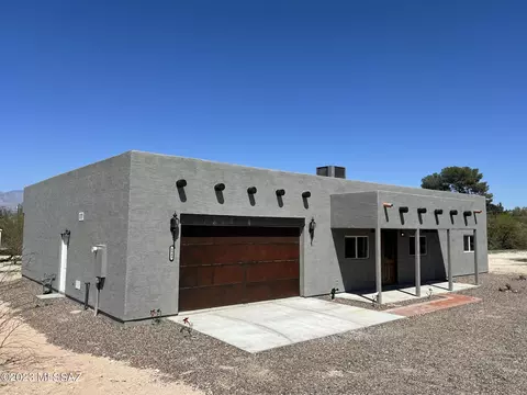 6943 E Julia St, Tucson, AZ 85710