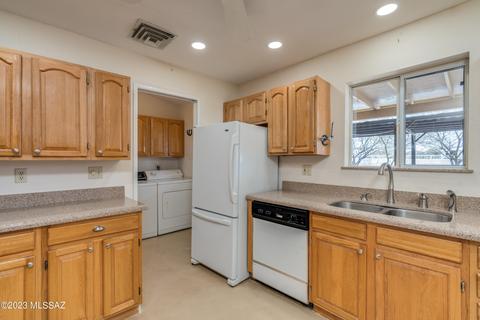 2934 E Wetstones Rd, Vail, AZ 85641 photo 9