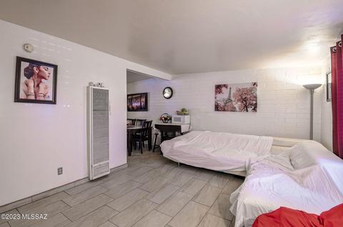 3650 E 32nd St, Tucson, AZ 85713 photo 2