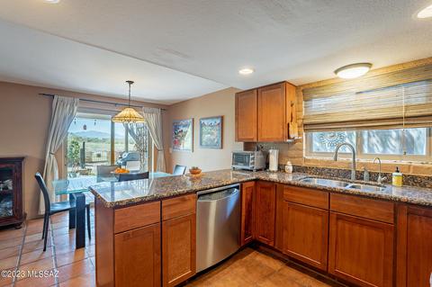 10520 E Observatory Dr, Vail, AZ 85641 photo 3