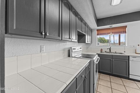 8712 E Baker St, Tucson, AZ 85710 photo 11