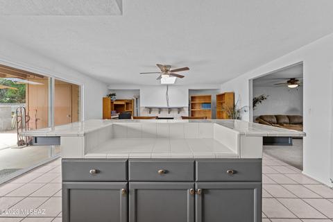 8712 E Baker St, Tucson, AZ 85710 photo 9
