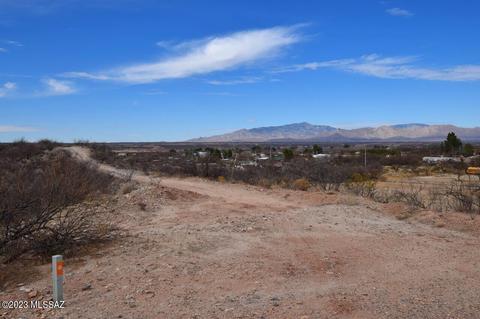 932 E Sonora Verde Dr, Benson, AZ 85602