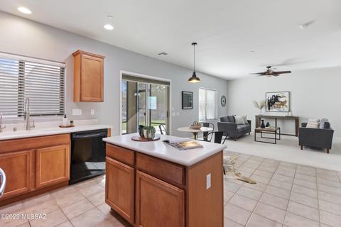 10808 E Bitterroot Ct, Tucson, AZ 85747 photo 9
