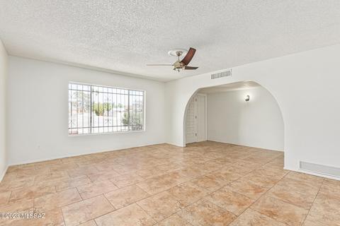 9122 E 29th St, Tucson, AZ 85710 photo 5