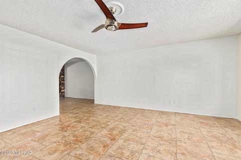 9122 E 29th St, Tucson, AZ 85710 photo 4