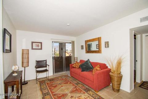 1810 E Blacklidge Dr #123, Tucson, AZ 85719