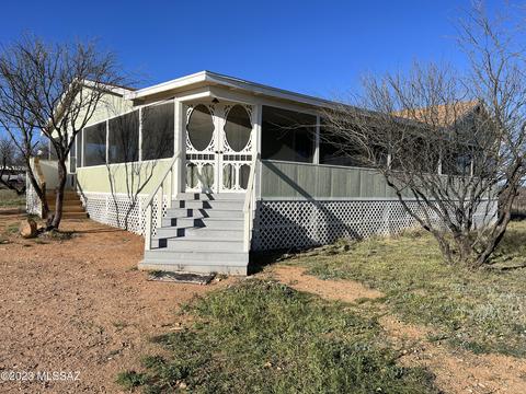 17100 W 3rd St, Arivaca, AZ 85601