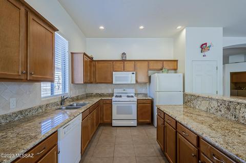 60944 Eagle Heights Dr, Tucson, AZ 85739 photo 13
