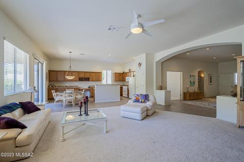 60944 Eagle Heights Dr, Tucson, AZ 85739 photo 1