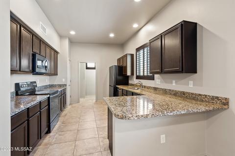 10571 E Marchetti Loop, Tucson, AZ 85747 photo 10