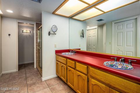 7240 E Ashling Ln, Tucson, AZ 85715 photo 18