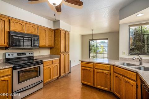 7240 E Ashling Ln, Tucson, AZ 85715 photo 12