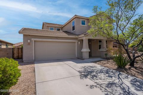 8376 N Douglas Fir Dr, Tucson, AZ 85743