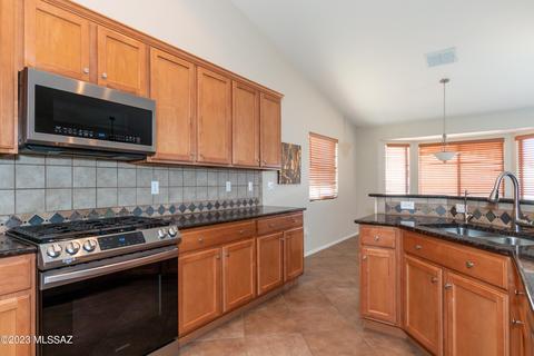 998 S Willis Ave, Vail, AZ 85641 photo 11