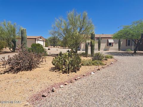 8362 W Connell Pl, Tucson, AZ 85735