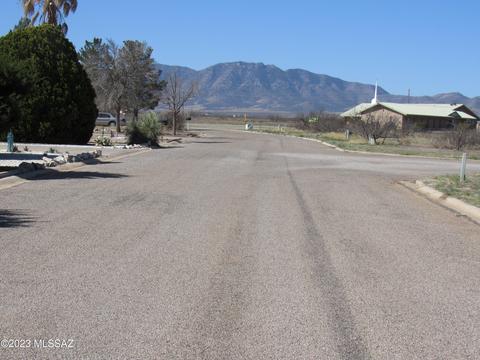 913 E Christmas Tree Ln, Pearce, AZ 85625 photo 7