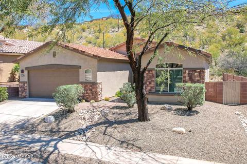 4272 N Sunset Cliff Dr, Tucson, AZ 85750