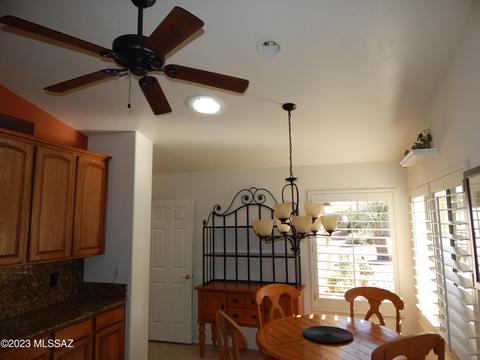 2056 E Desert Fox Dr, Green Valley, AZ 85614 photo 21