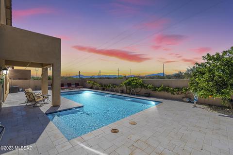 861 W Calle Barbitas, Sahuarita, AZ 85629