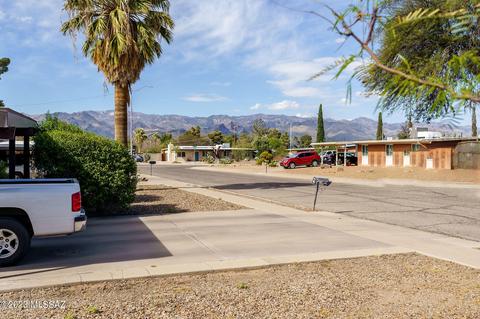 8101 E Baker Dr, Tucson, AZ 85710 photo 4