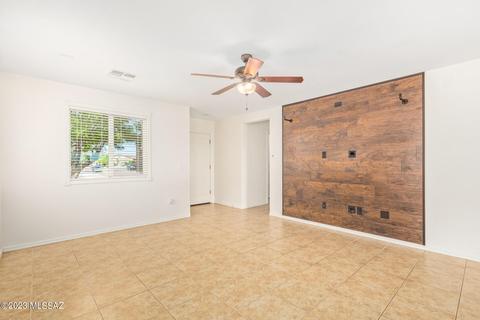 4810 E Desert Thorn Dr, Tucson, AZ 85756 photo 5
