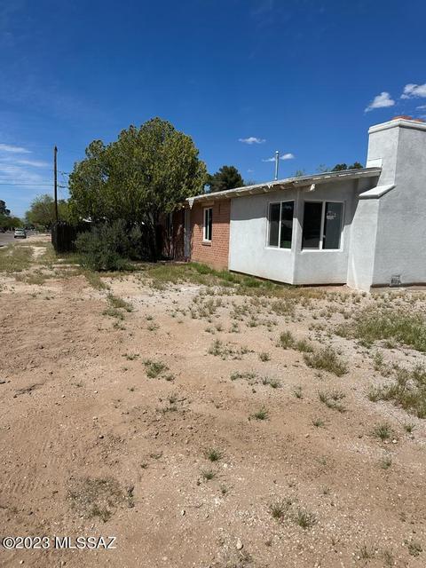 2110 N Highland Ave, Tucson, AZ 85719
