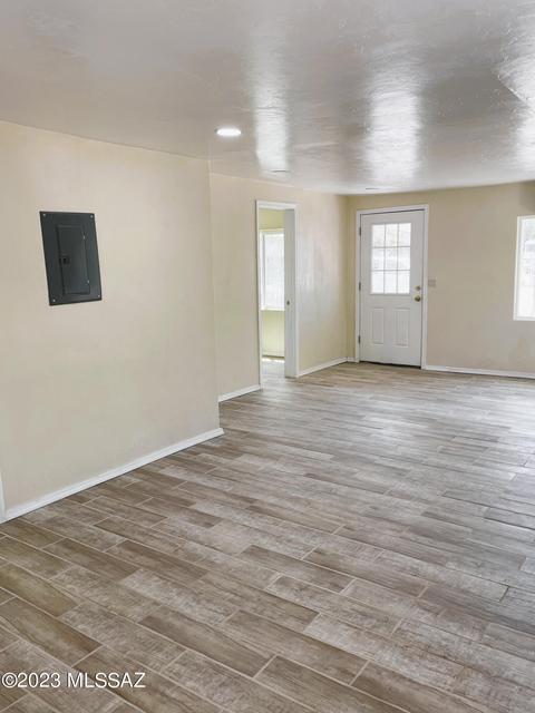 707 E 33rd St, Tucson, AZ 85713 photo 4