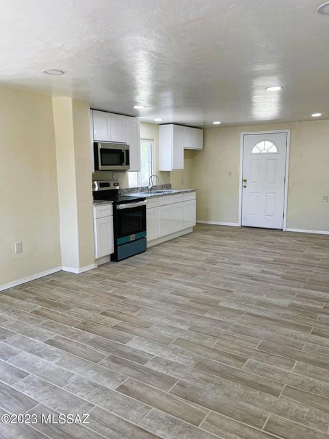707 E 33rd St, Tucson, AZ 85713 photo 5