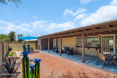 22 E Madrid Dr, Oro Valley, AZ 85704