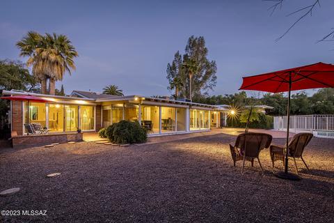 105 N Camino Miramonte, Tucson, AZ 85716