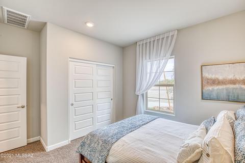 12825 E Russo Dr, Vail, AZ 85641 photo 2